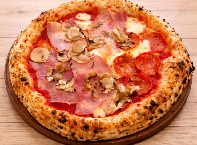 Pizza Carne – neapolietiška pica